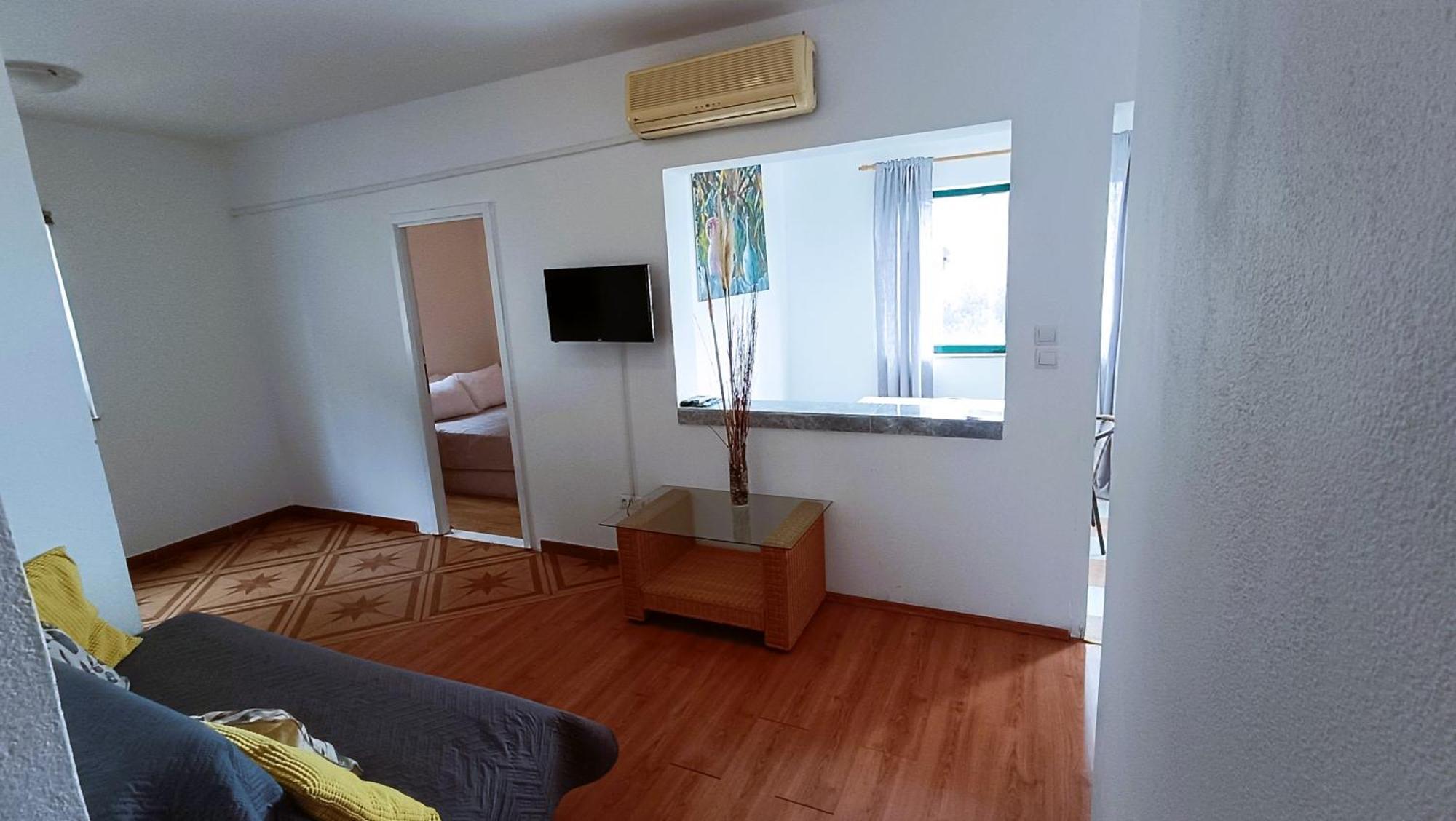 Apartments Ella Makarska Exterior foto