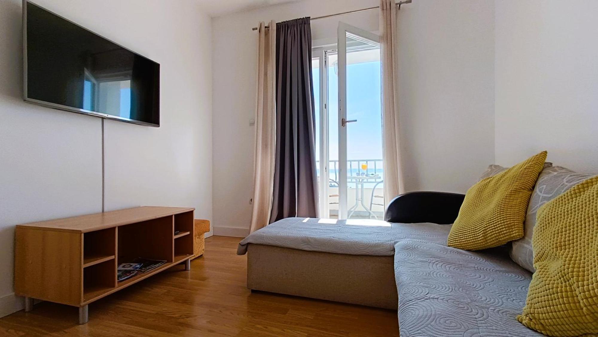 Apartments Ella Makarska Exterior foto