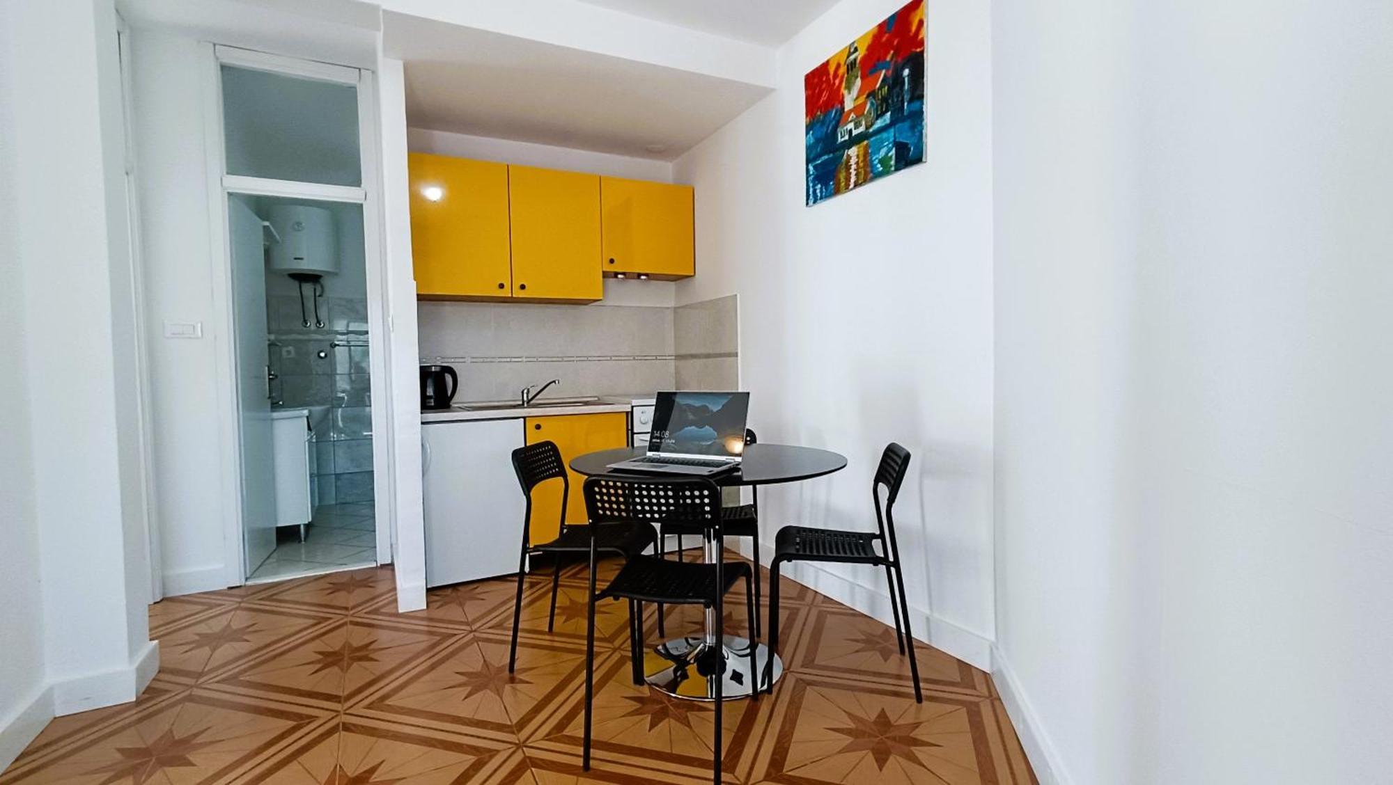 Apartments Ella Makarska Exterior foto